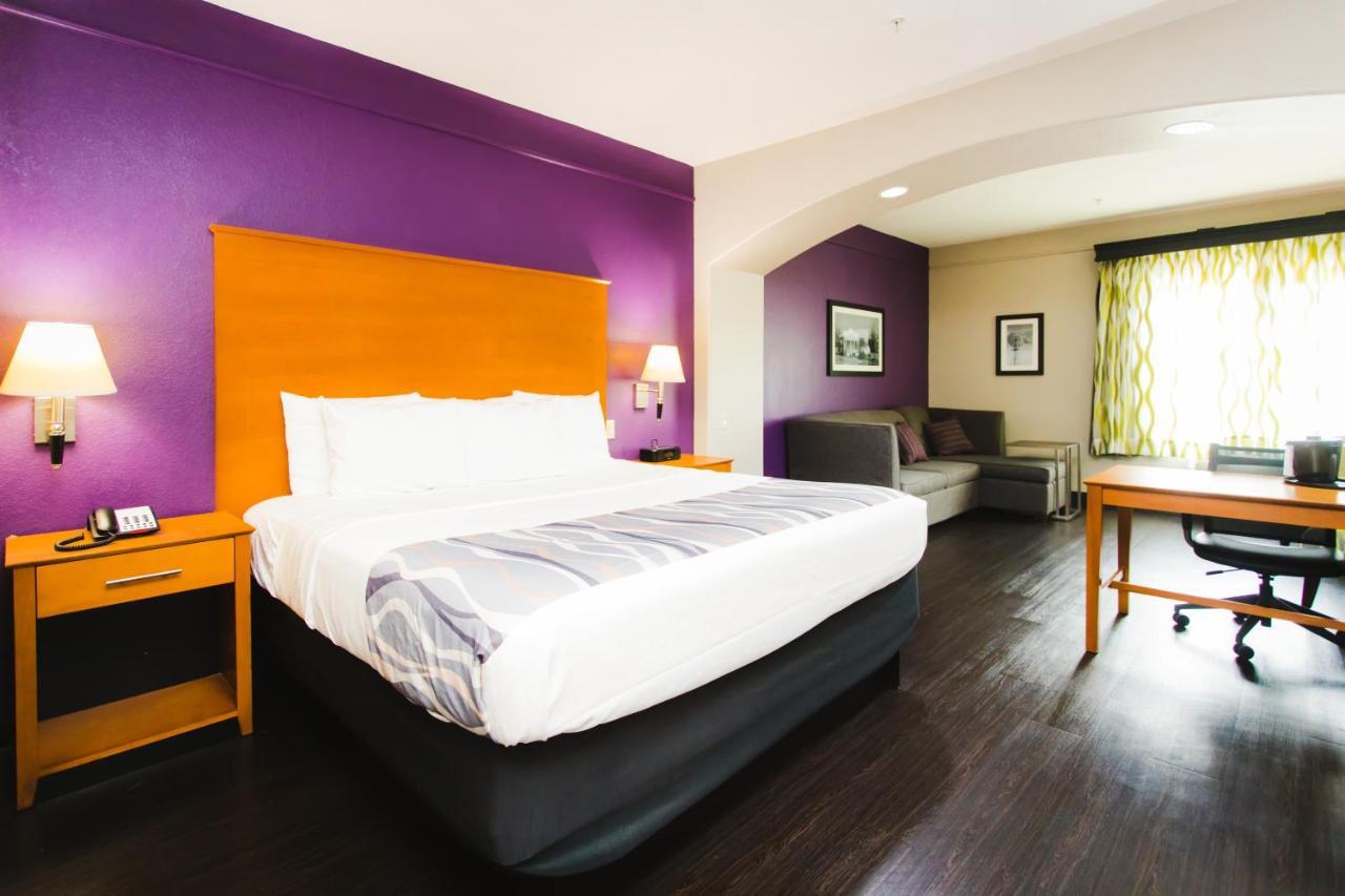 Palacio Royale Inn Signature Кейти Экстерьер фото