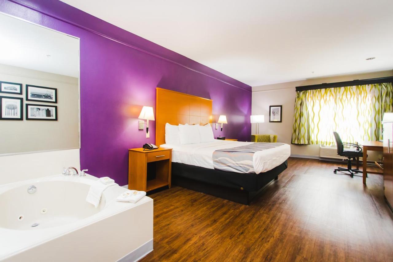 Palacio Royale Inn Signature Кейти Экстерьер фото